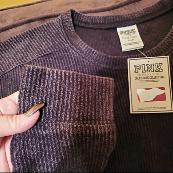 PINK VS COOGS Collegiate Collection Sweatshirt - Picture 3 of 6